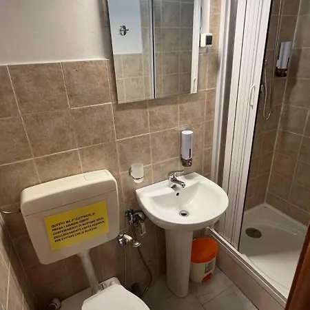 Il Petalo Di Cristallo فندق مبيت وإفطار